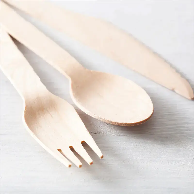Eco-friendly Cutlery wooden set supports catering and takeaway needs with natural materials and practical use for various food types.